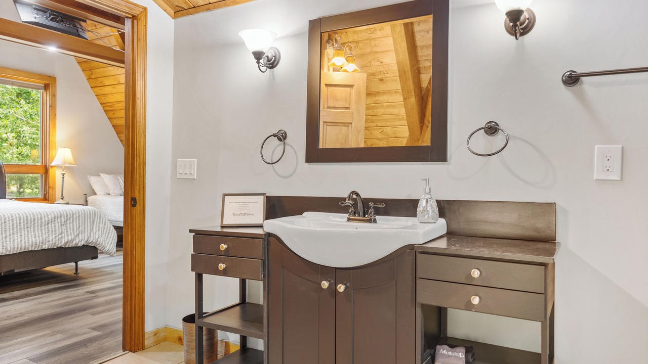 Photo of Bedroom in Mount Juliet