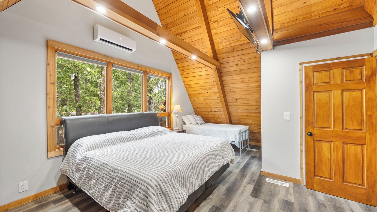Photo of Bedroom in Mount Juliet