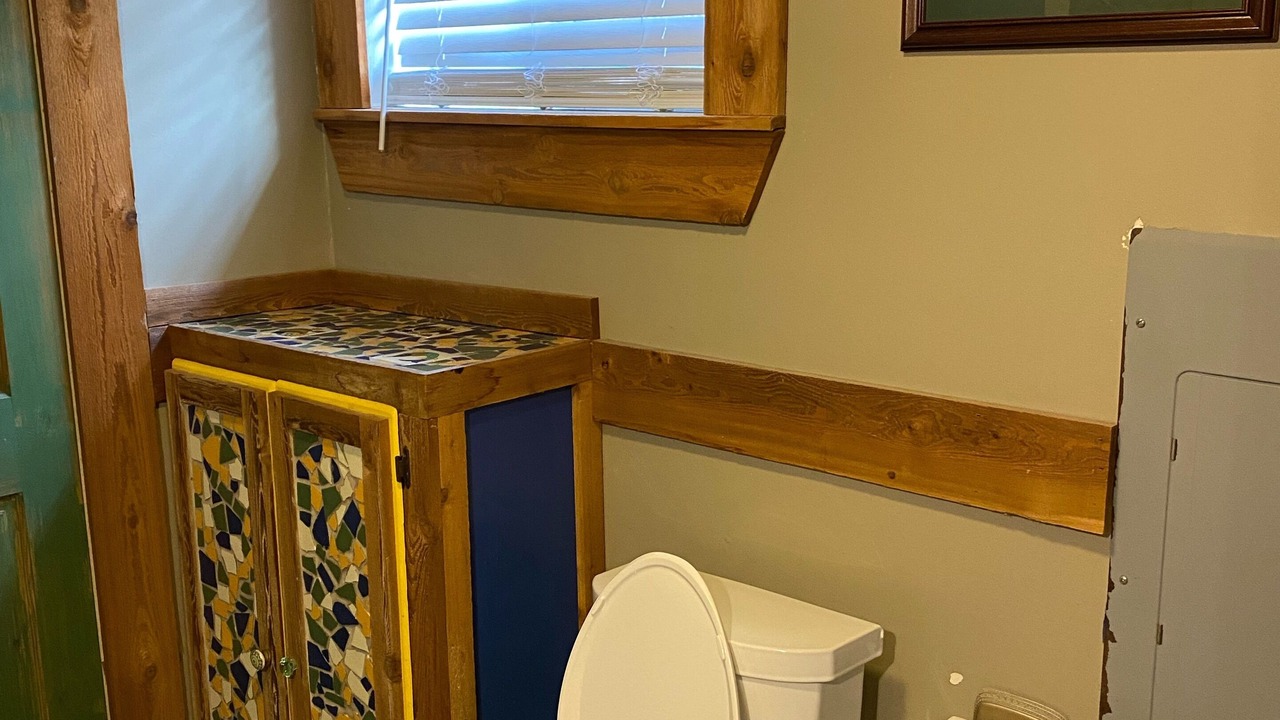 Photo of Bathroom in Guntersville