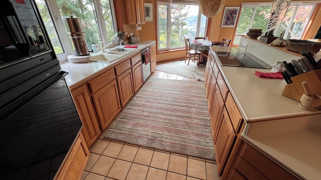 Photo of Kitchen in Port Orford