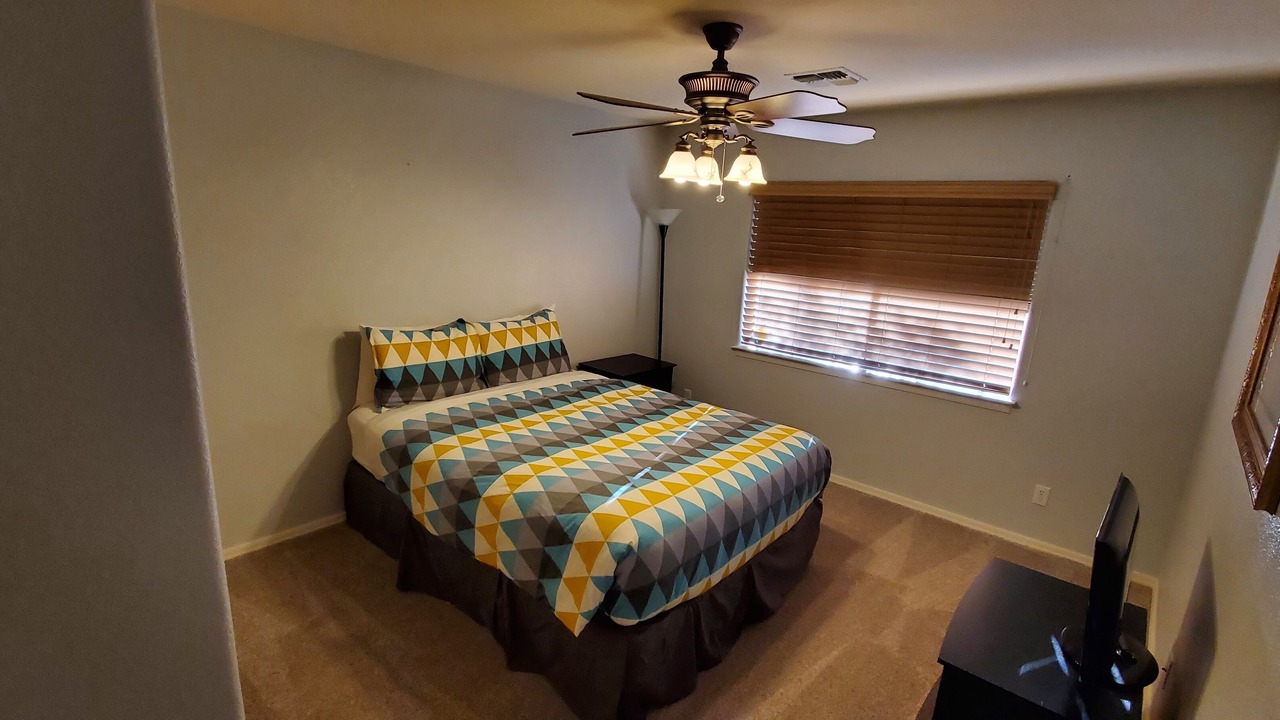 Photo of Bedroom in Sunridge Estates