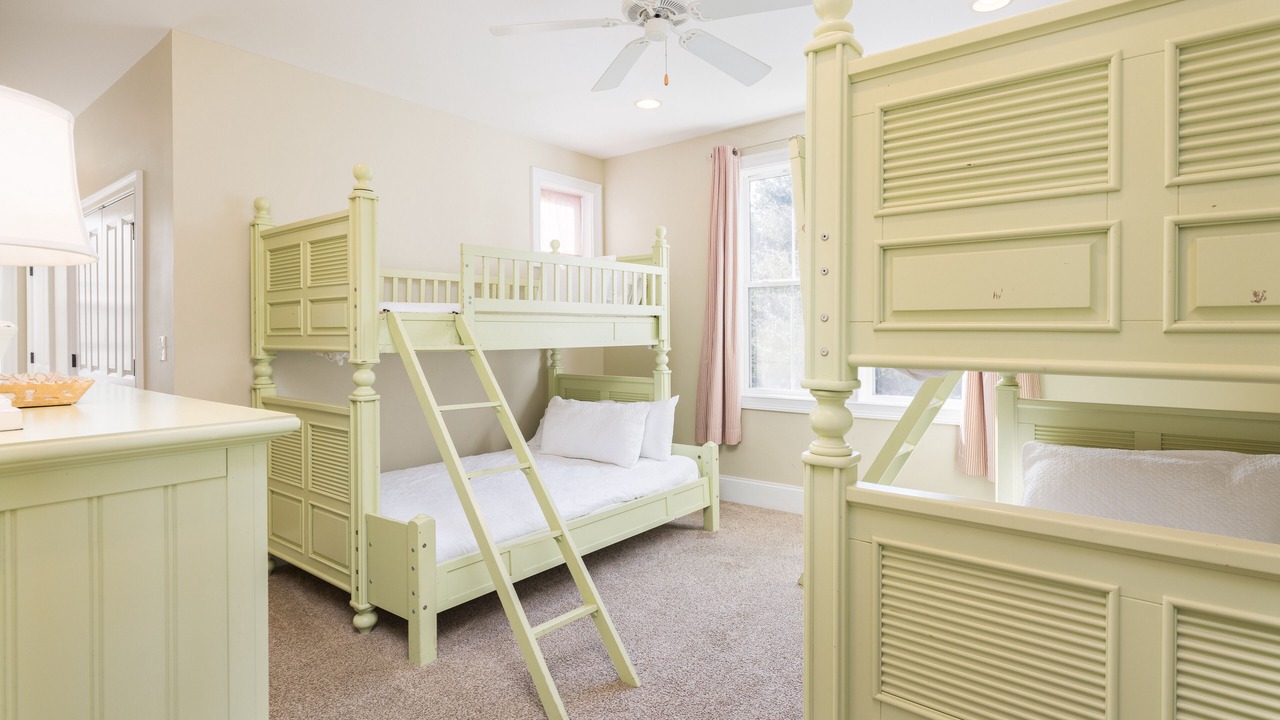 Photo of Bedroom in Sunset Point