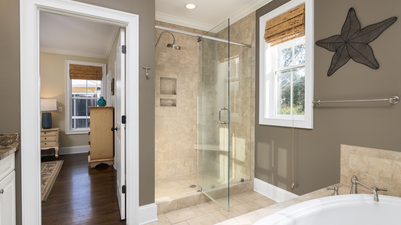 Photo of Bathroom in Sunset Point