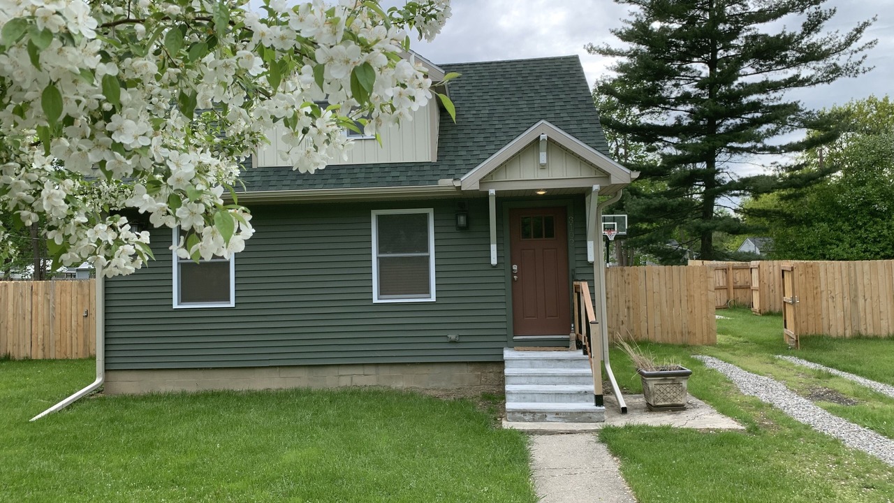 Photo of Outdoor in Lansing