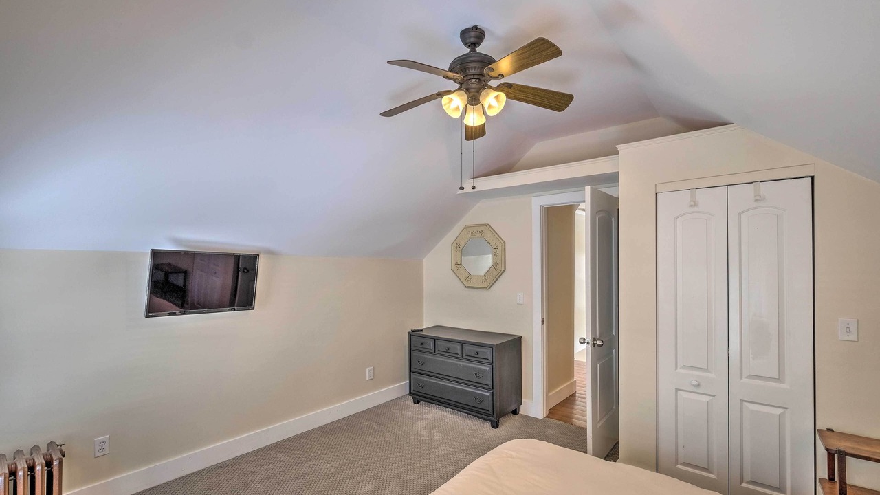 Photo of Bedroom in Warrensburg