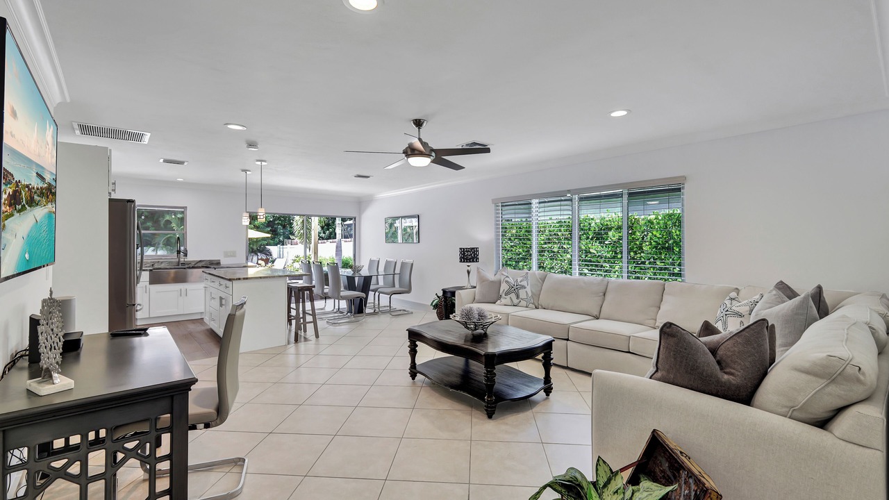Photo of Livingroom in Connors