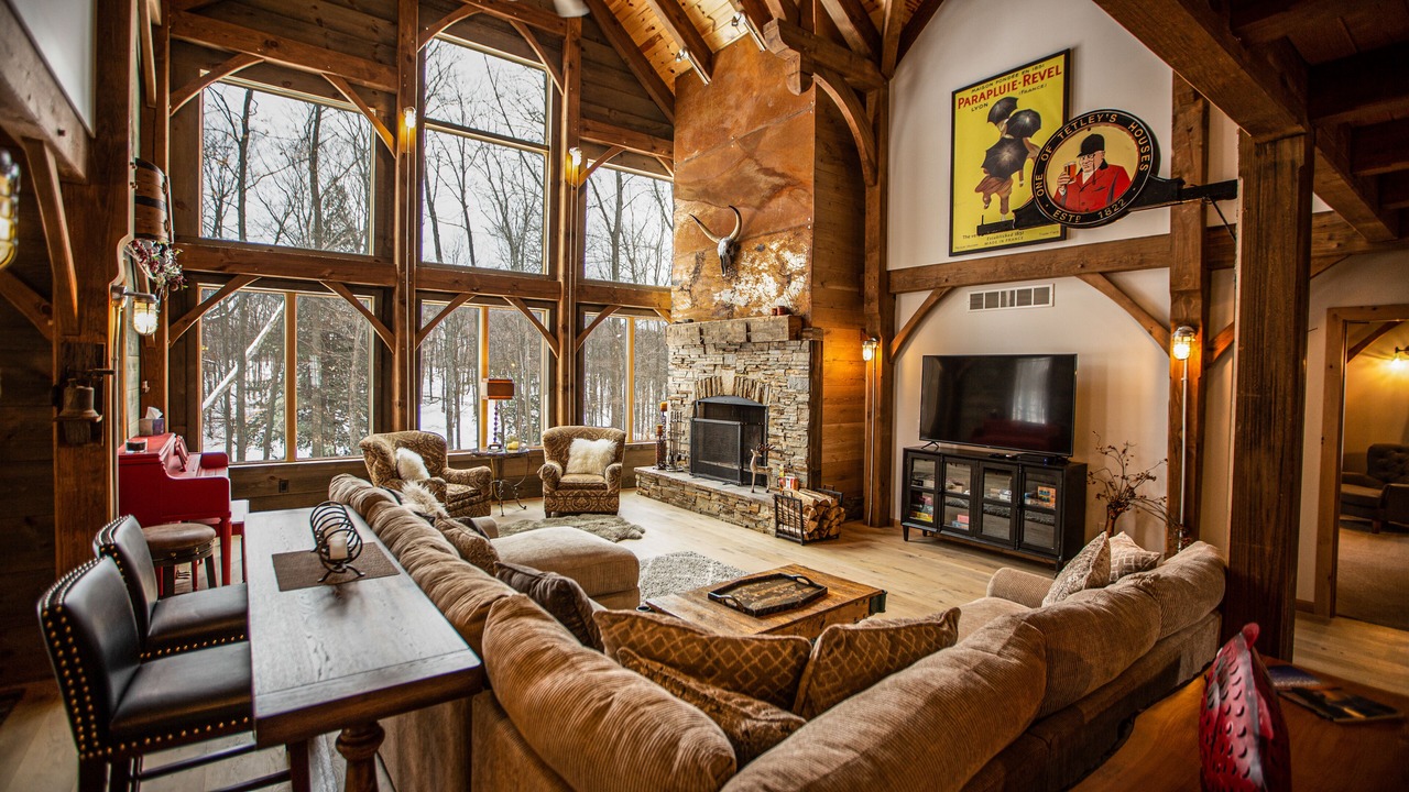 Photo of Livingroom in Boyne City