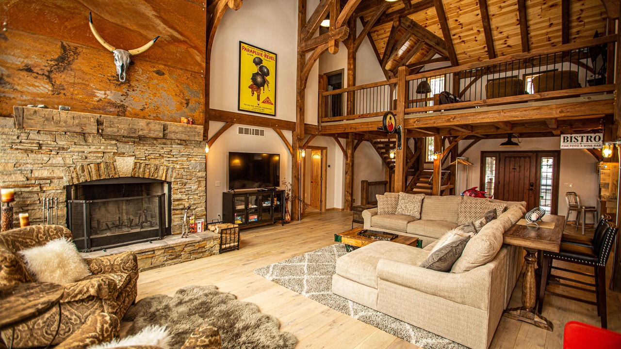 Photo of Livingroom in Boyne City