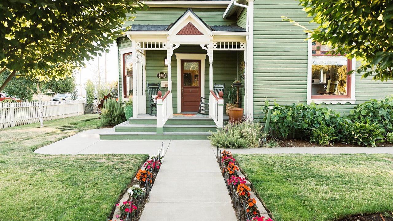 Photo of Others in Newberg