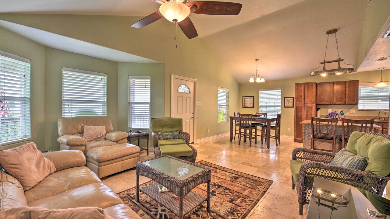 Photo of Livingroom in Isla Del Sol