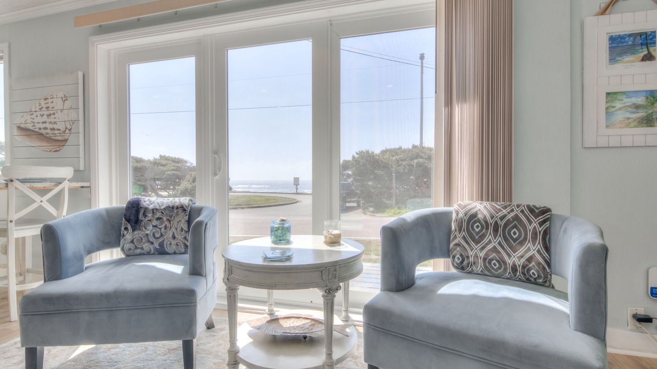 Photo of Livingroom in Roads End