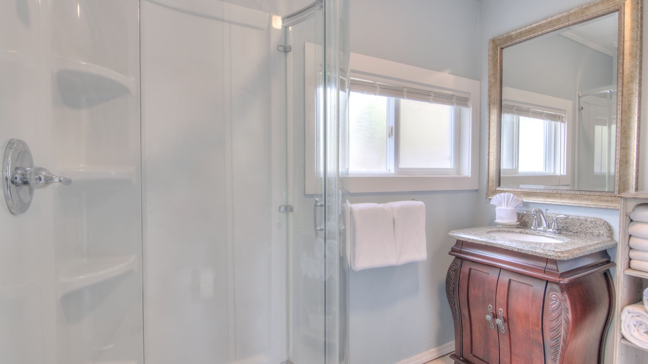 Photo of Bathroom in Roads End