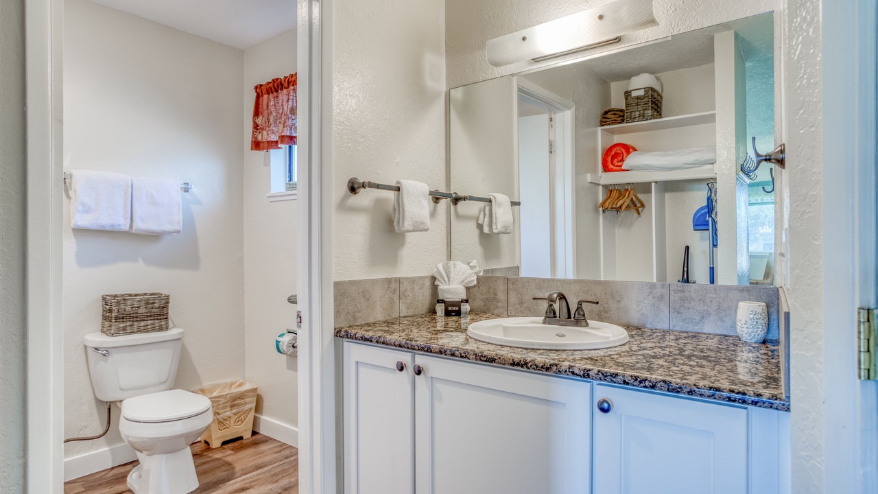 Photo of Bathroom in Neskowin