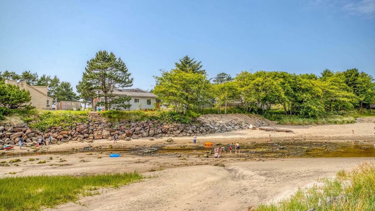 Photo of Others in Neskowin