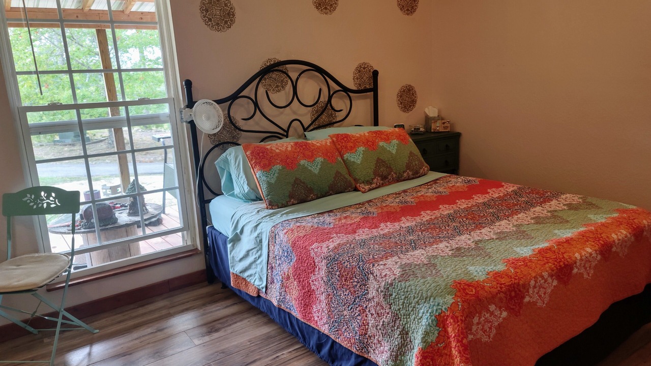 Photo of Bedroom in Sweetwater