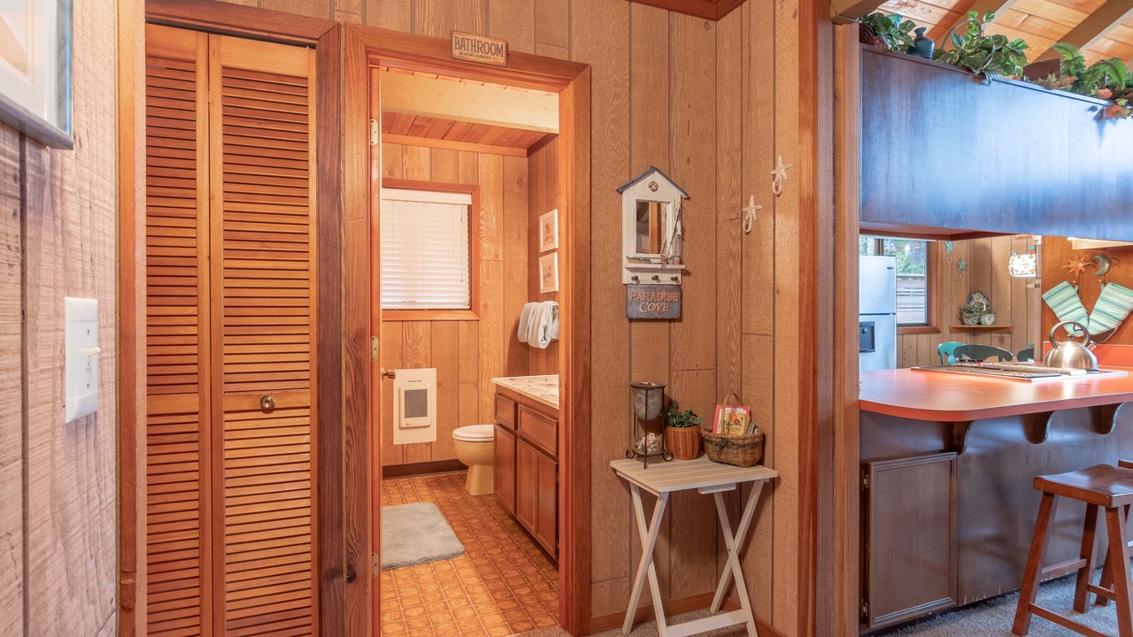 Photo of Bathroom in Manzanita
