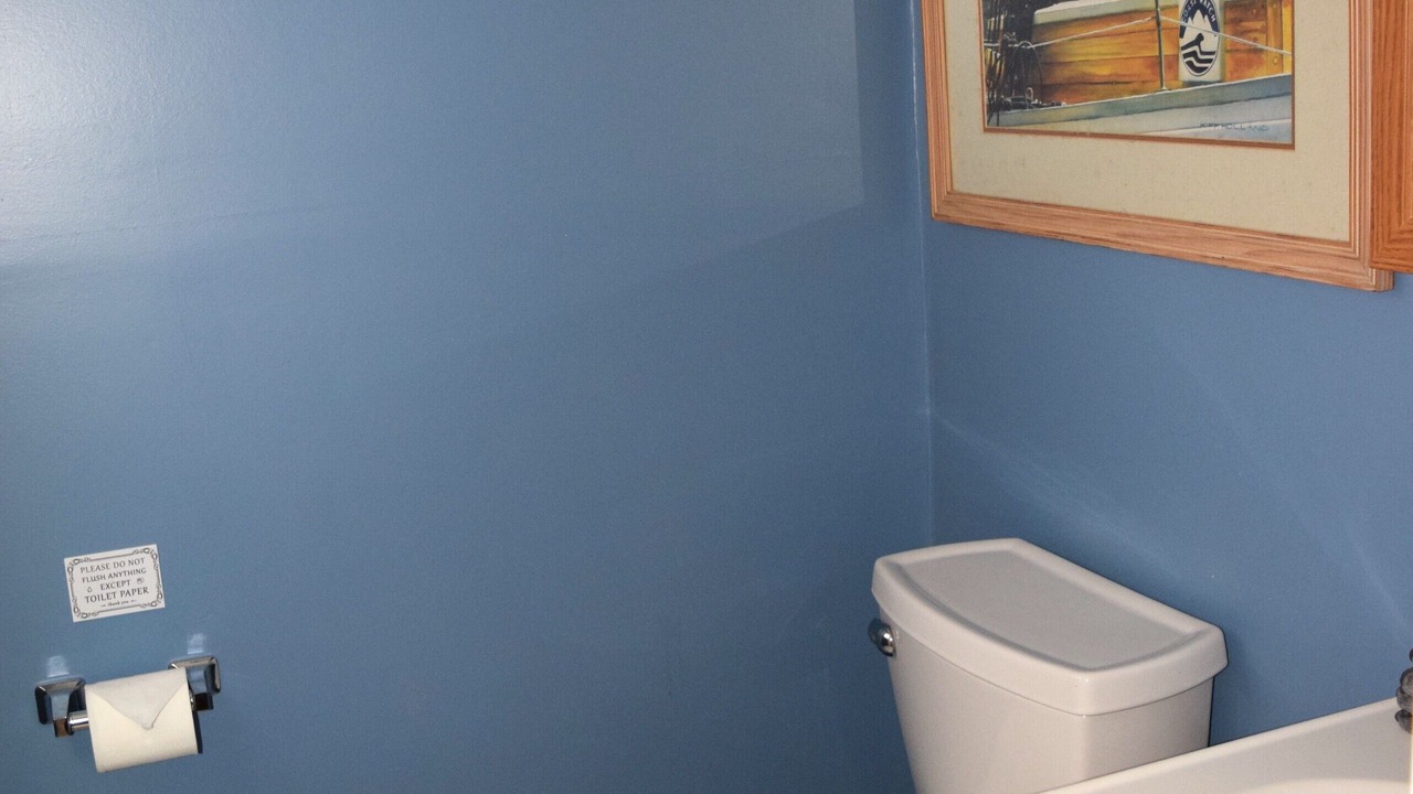 Photo of Bathroom in Guntersville