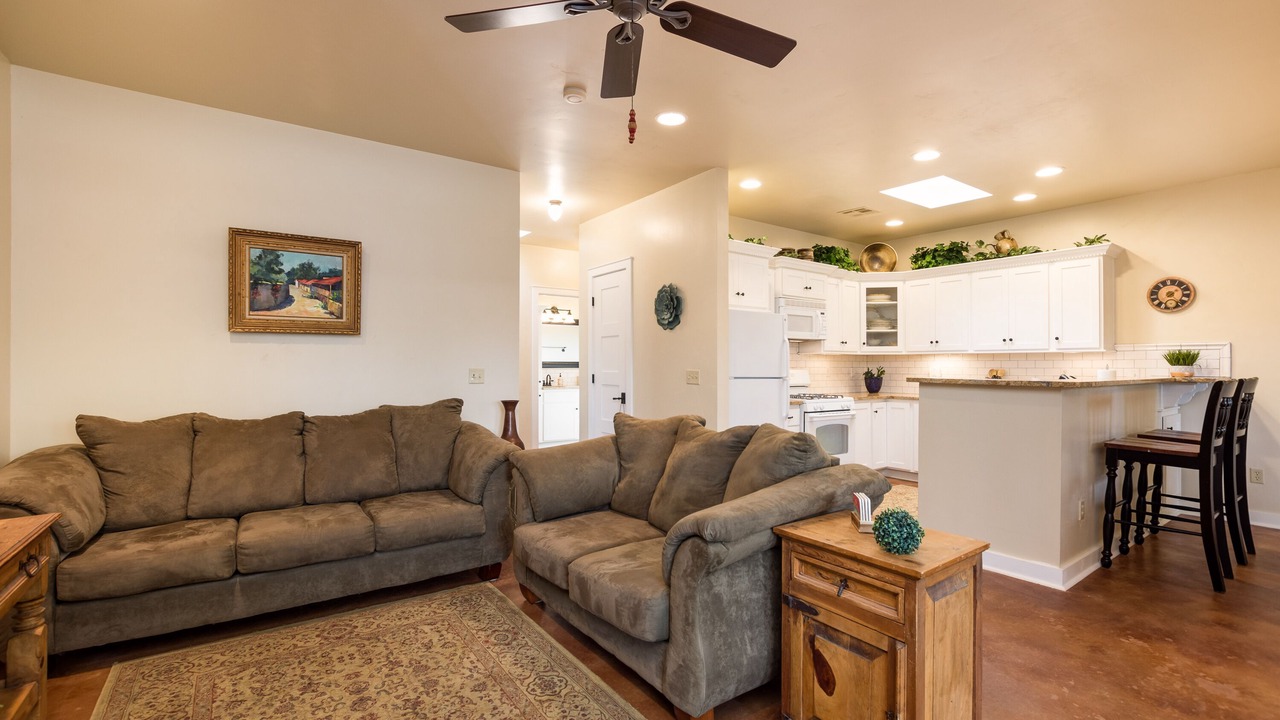 Photo of Livingroom in Mesilla