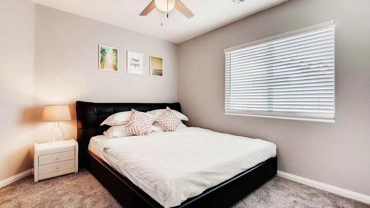 Photo of Bedroom in Spring Valley