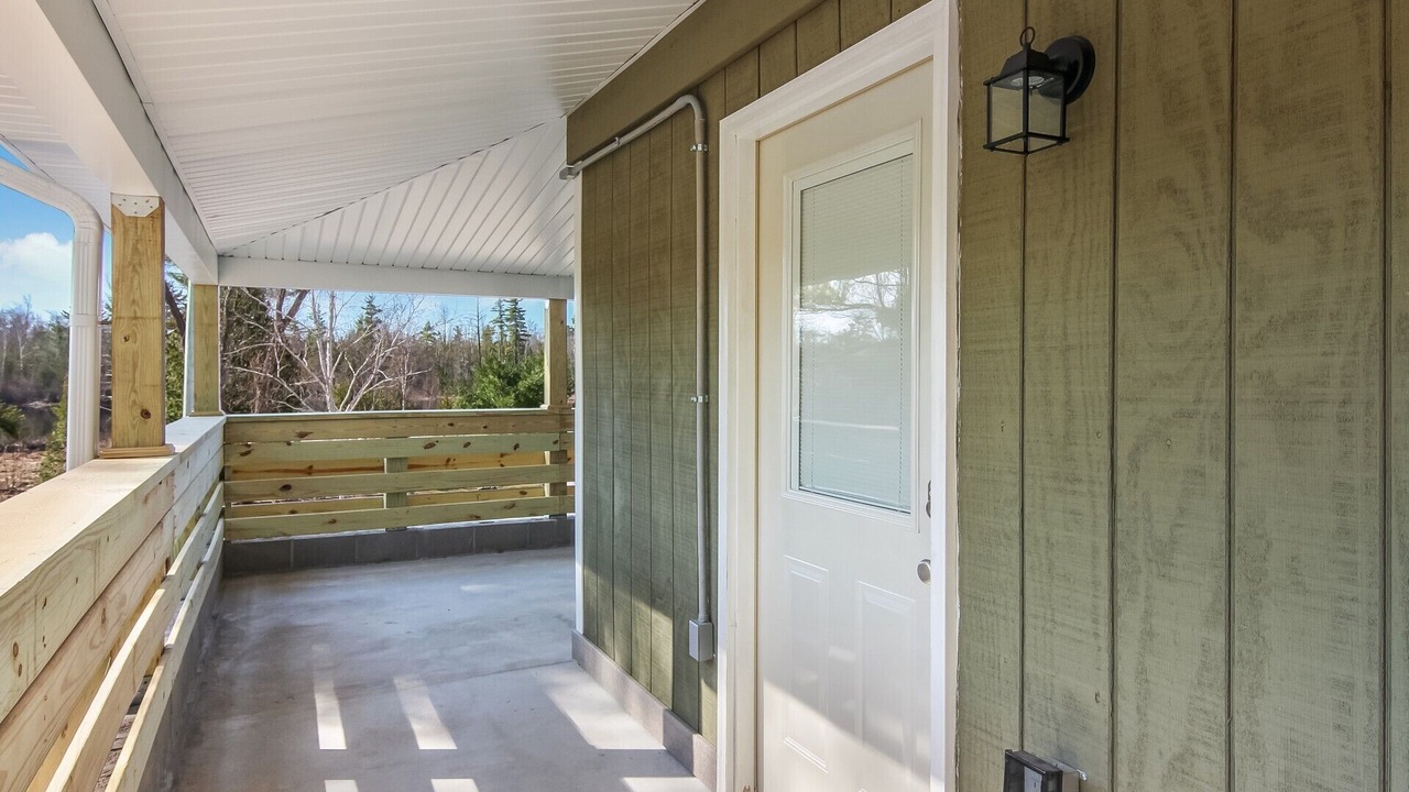 Photo of Patio Balcony in Interlochen