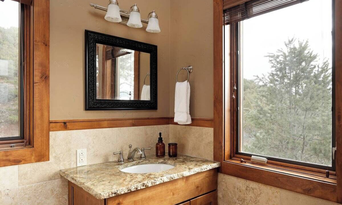 Photo of Bathroom in Carbondale