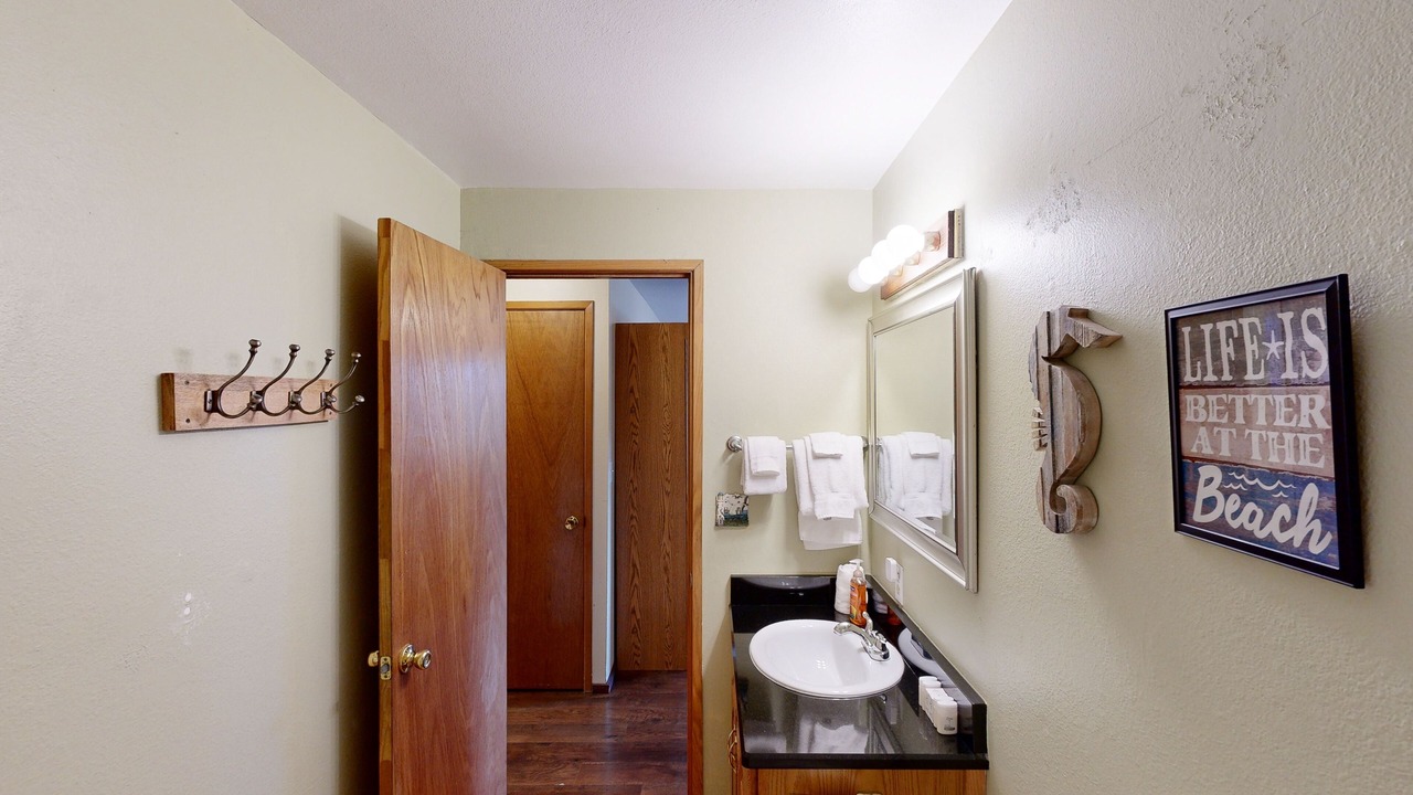 Photo of Bathroom in Seaside
