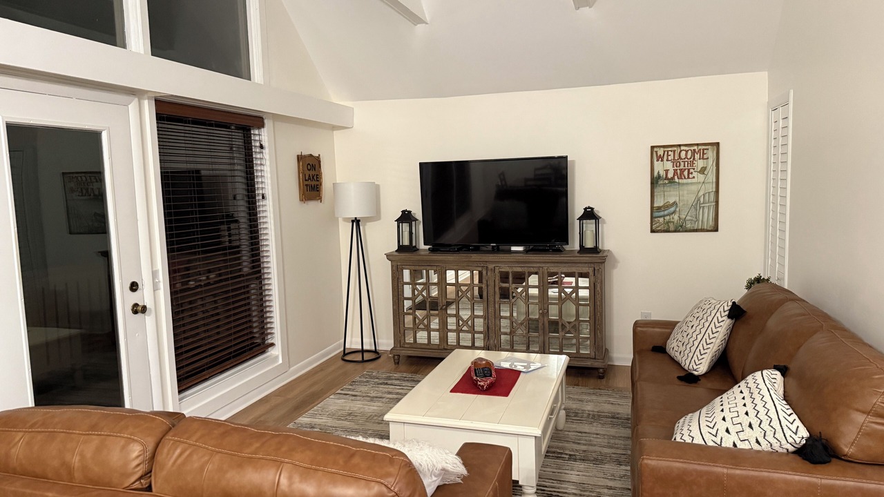 Photo of Livingroom in Salem