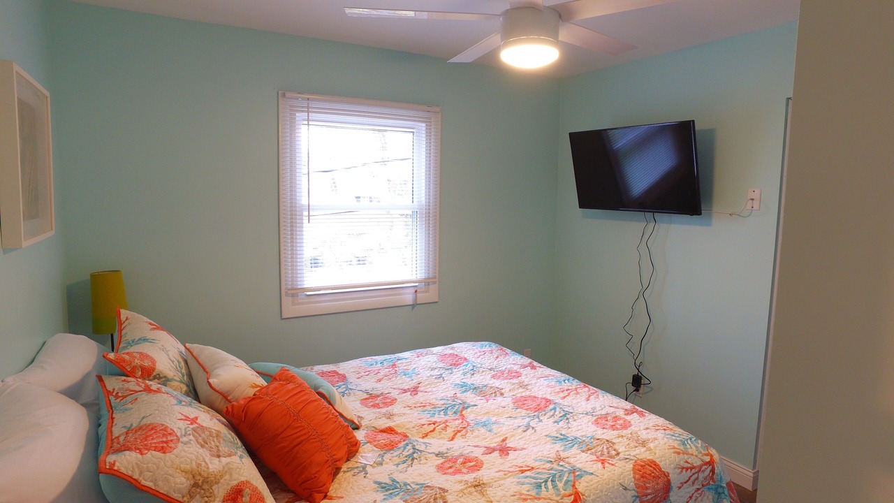 Photo of Bedroom in Paw Paw Lake