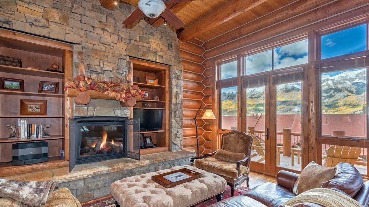 Photo of Livingroom in Mountain Village