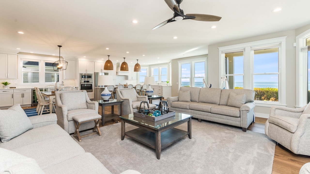 Photo of Livingroom in South Haven