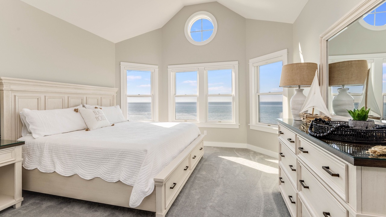 Photo of Bedroom in South Haven