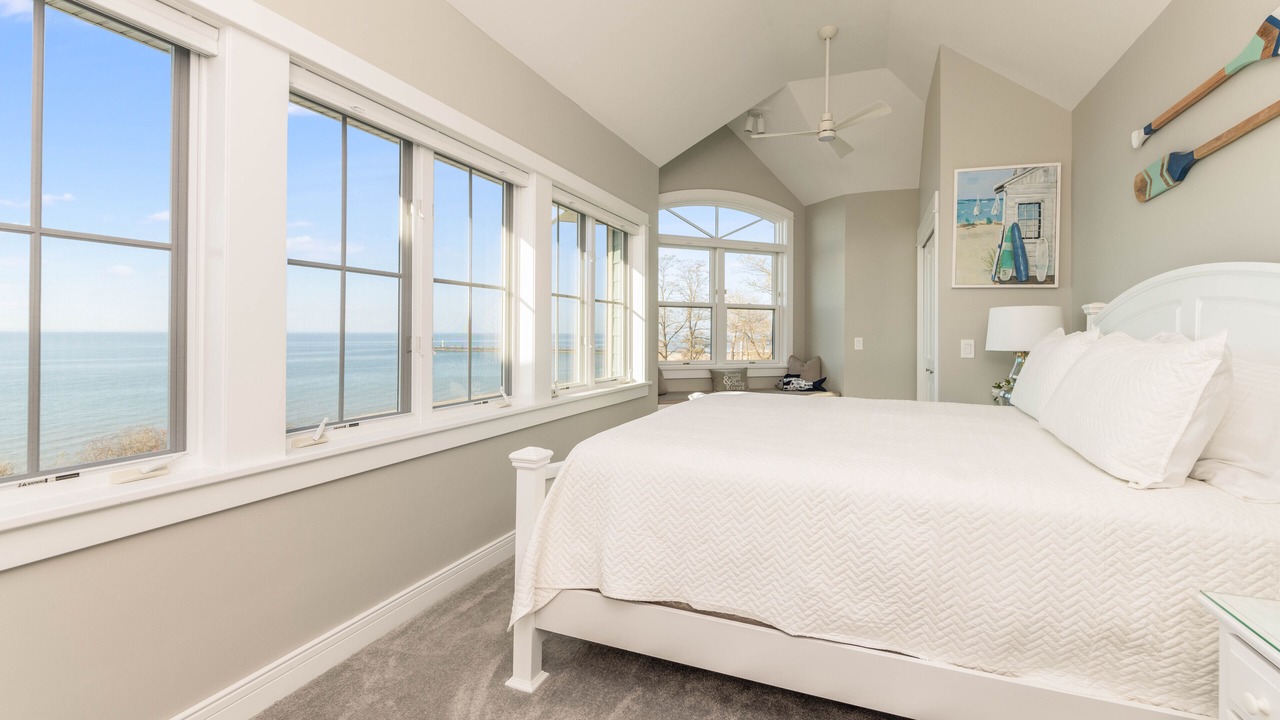 Photo of Bedroom in South Haven