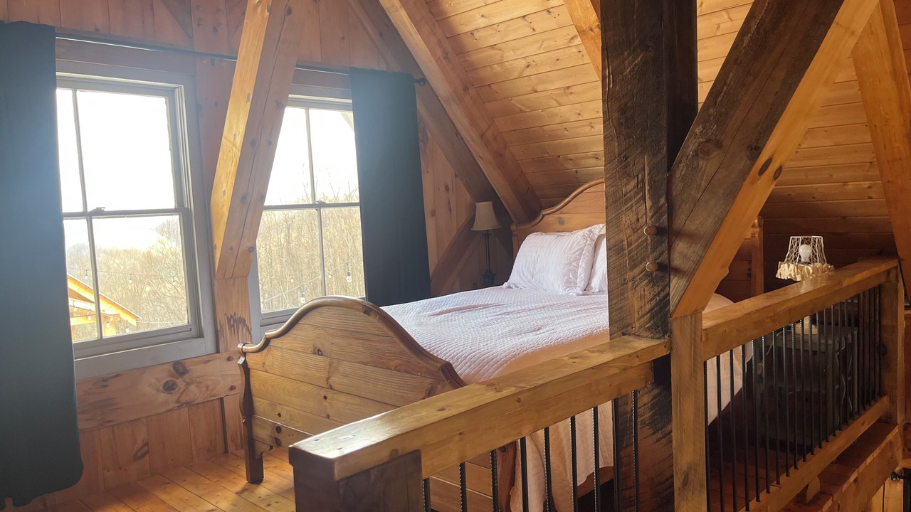 Photo of Bedroom in Hot Springs