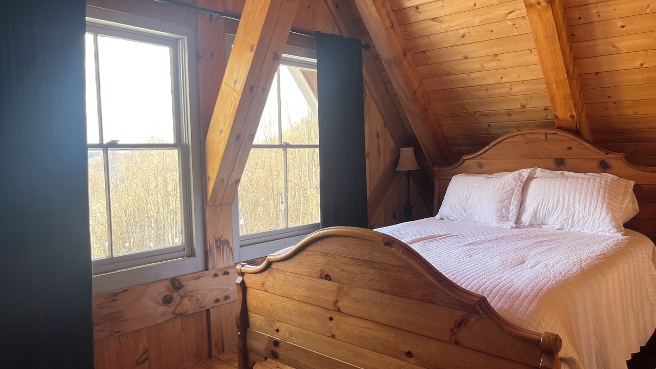 Photo of Bedroom in Hot Springs