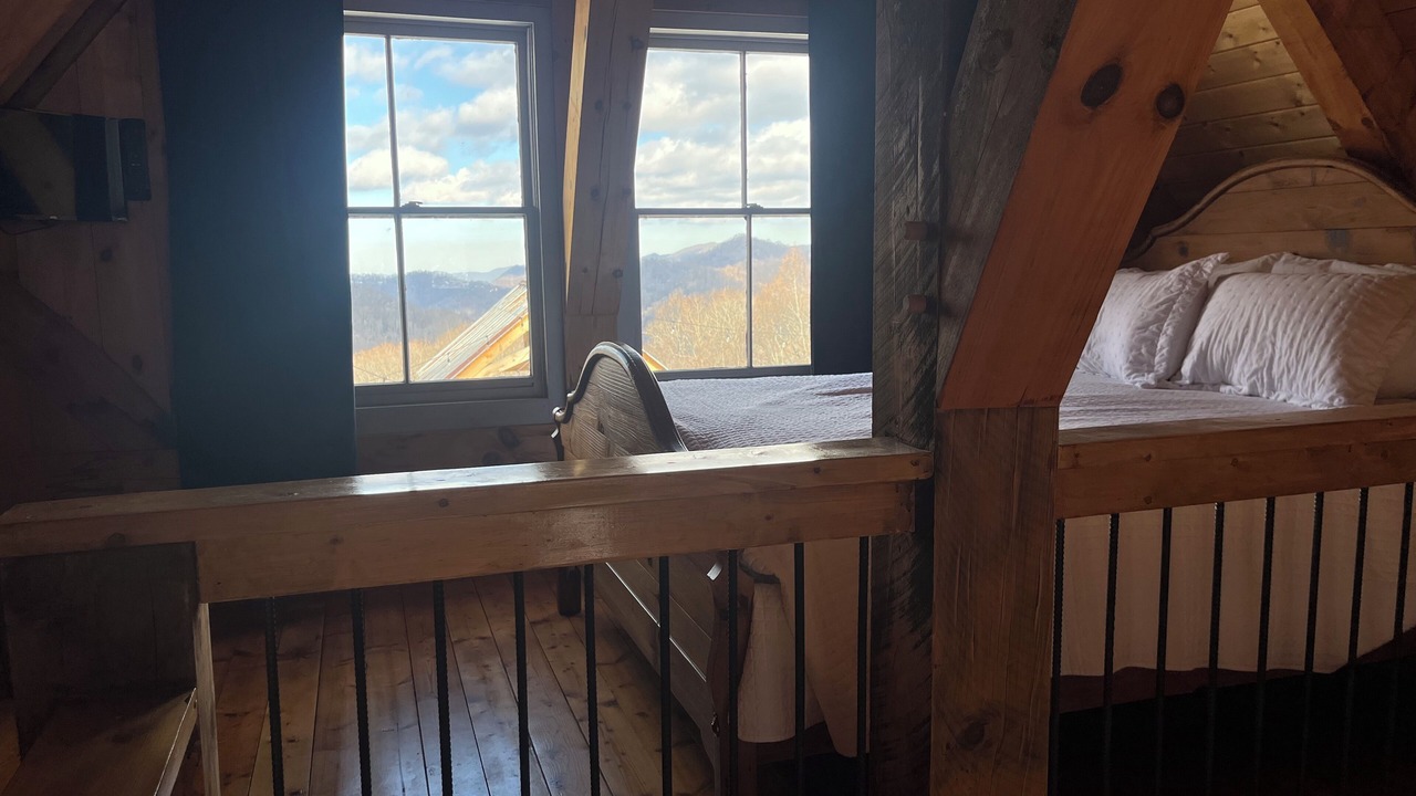 Photo of Bedroom in Hot Springs