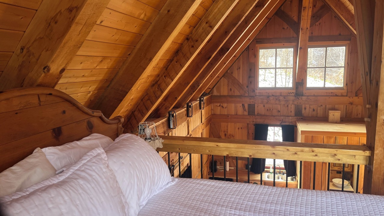 Photo of Bedroom in Hot Springs