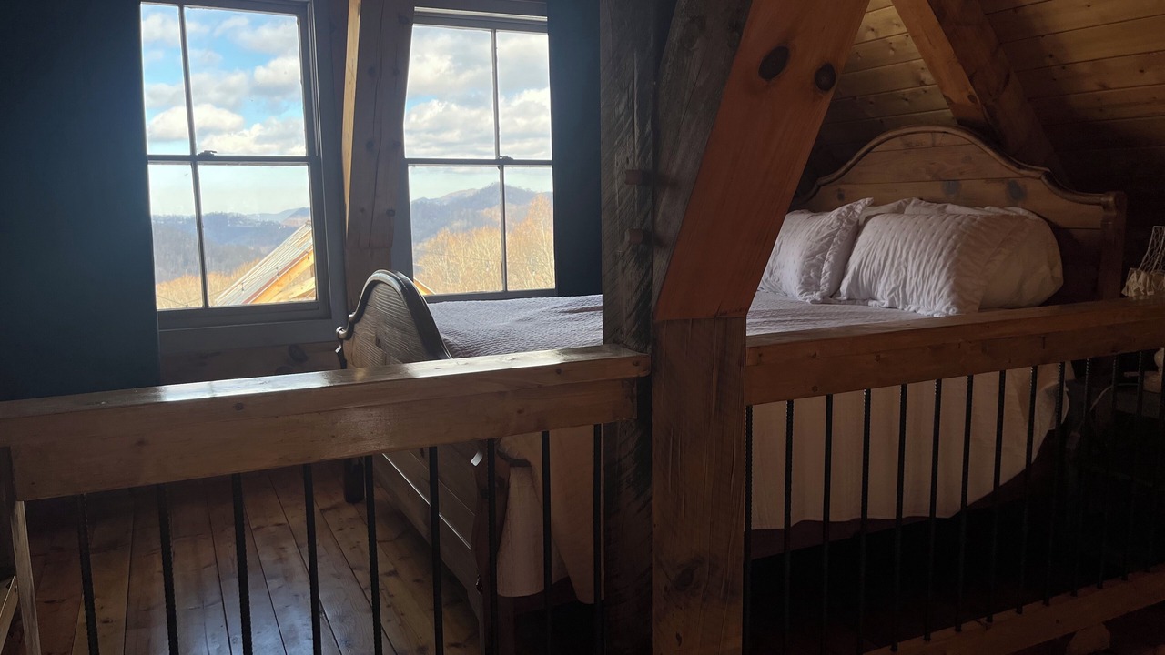 Photo of Bedroom in Hot Springs