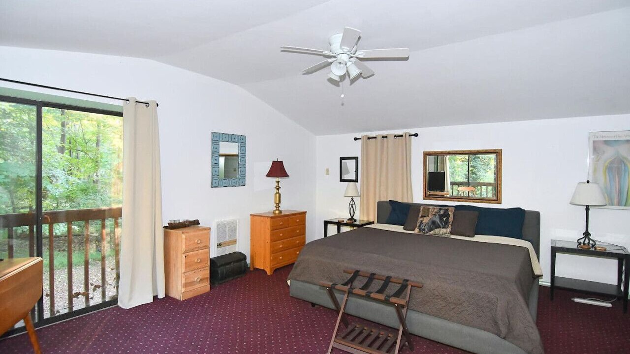 Photo of Bedroom in Great Cacapon