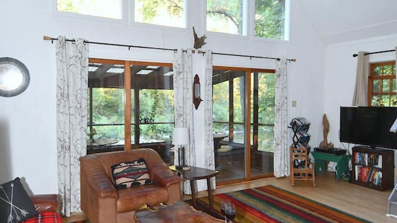 Photo of Livingroom in Great Cacapon