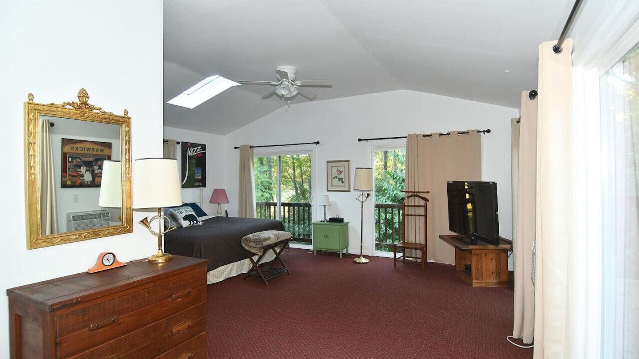 Photo of Bedroom in Great Cacapon