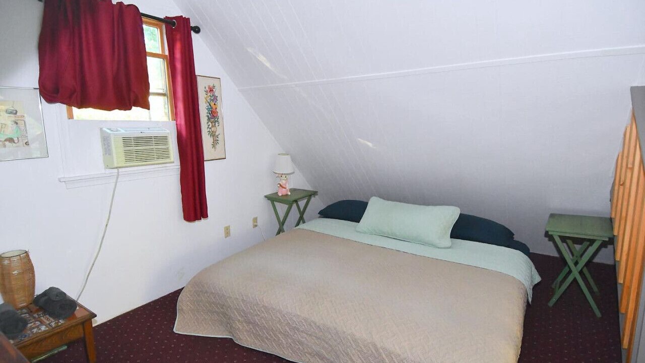 Photo of Bedroom in Great Cacapon