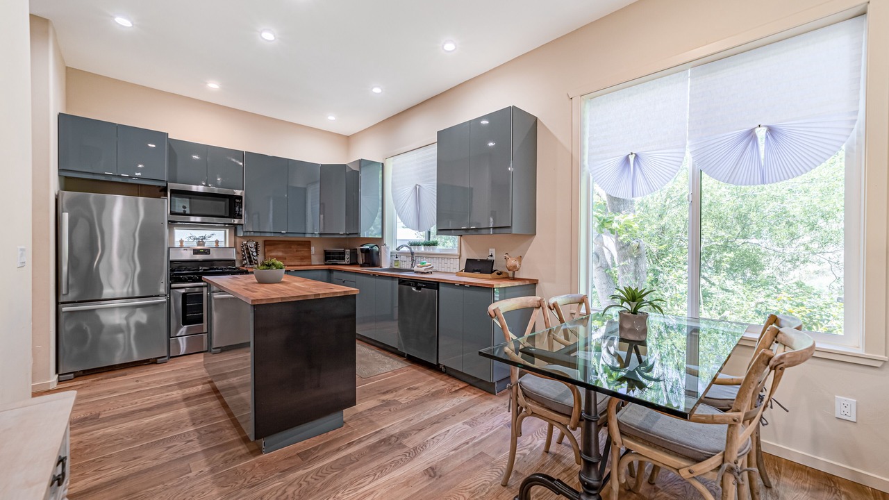 Photo of Kitchen in Gold Beach