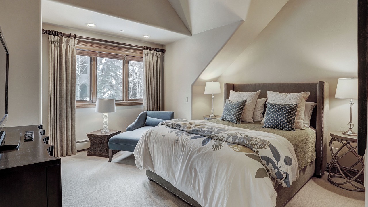 Photo of Bedroom in Edwards