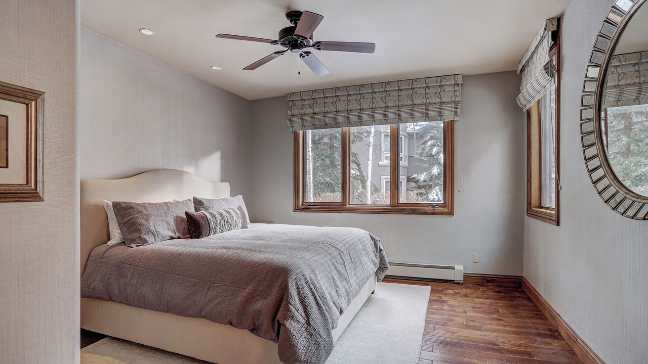 Photo of Bedroom in Edwards