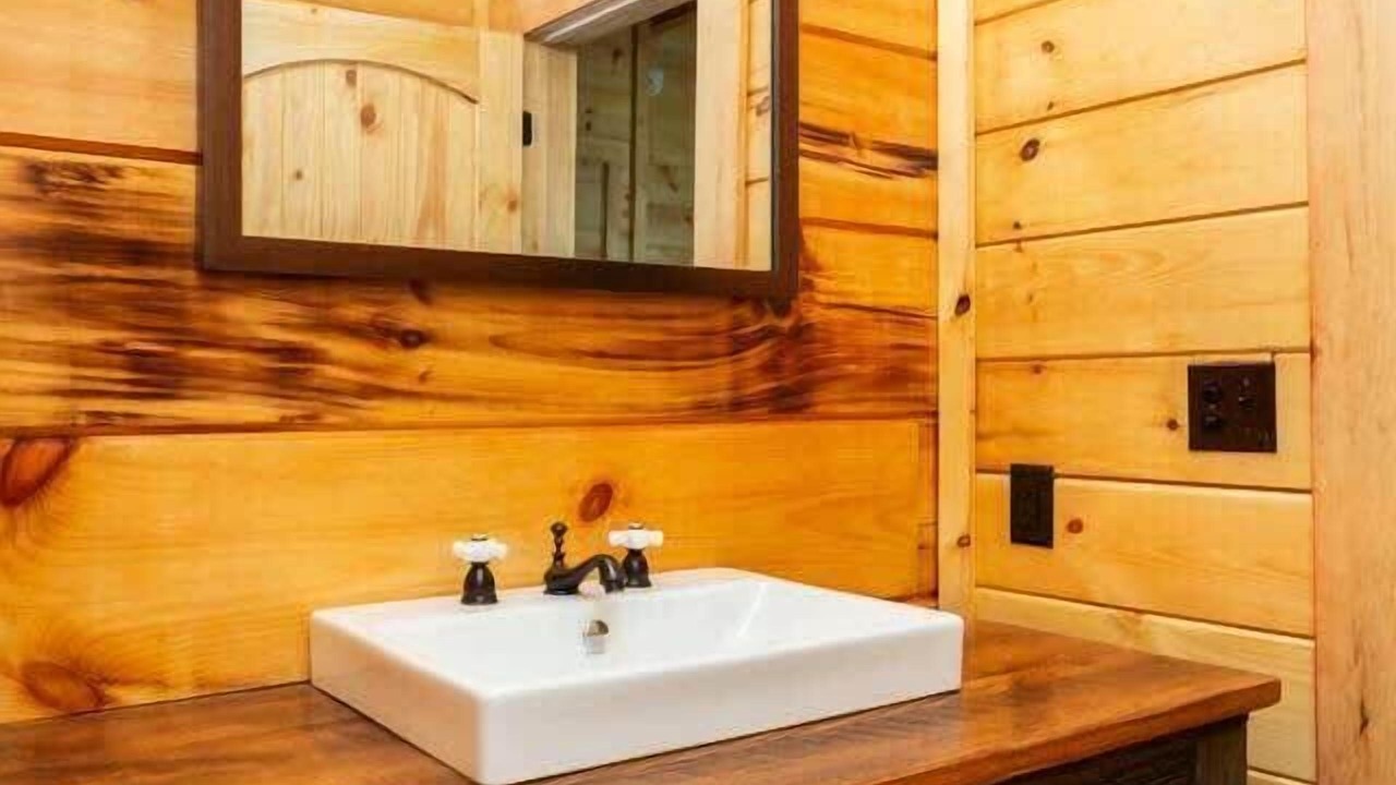 Photo of Bathroom in Gatlinburg