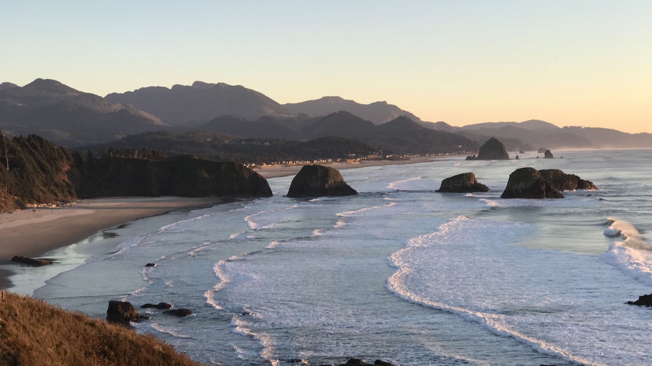 Photo of Others in Cannon Beach