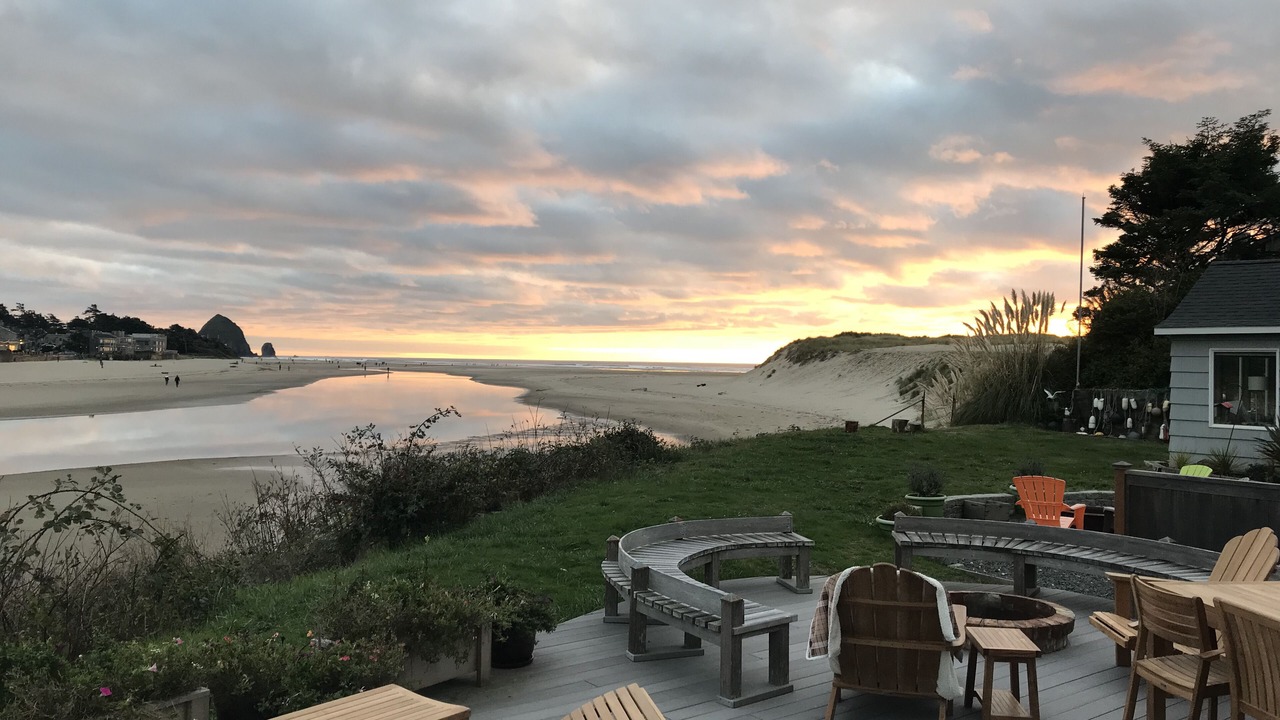Photo of Others in Cannon Beach