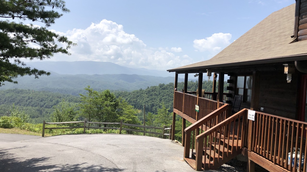 Photo of Others in Gatlinburg - Pigeon Forge