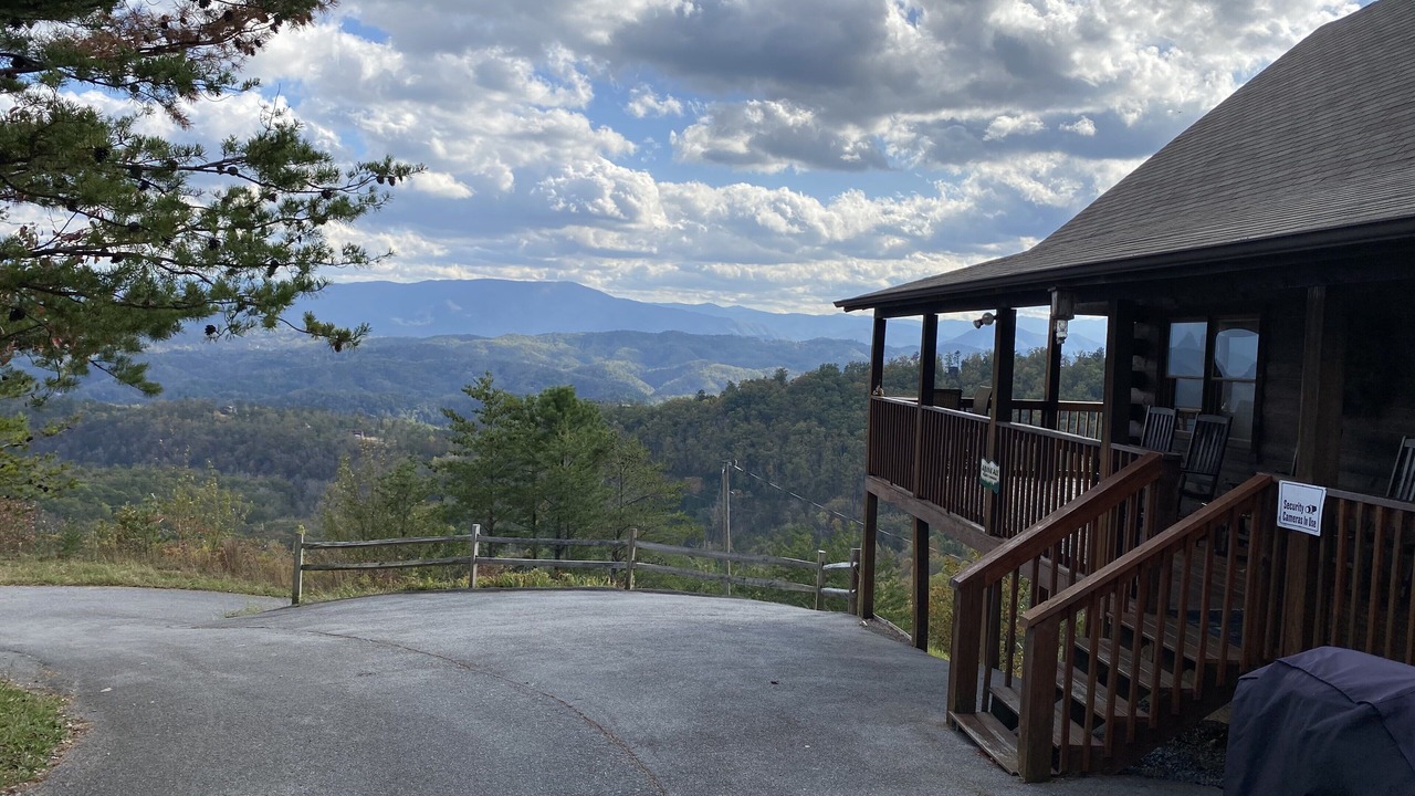 Photo of Patio Balcony in Gatlinburg - Pigeon Forge