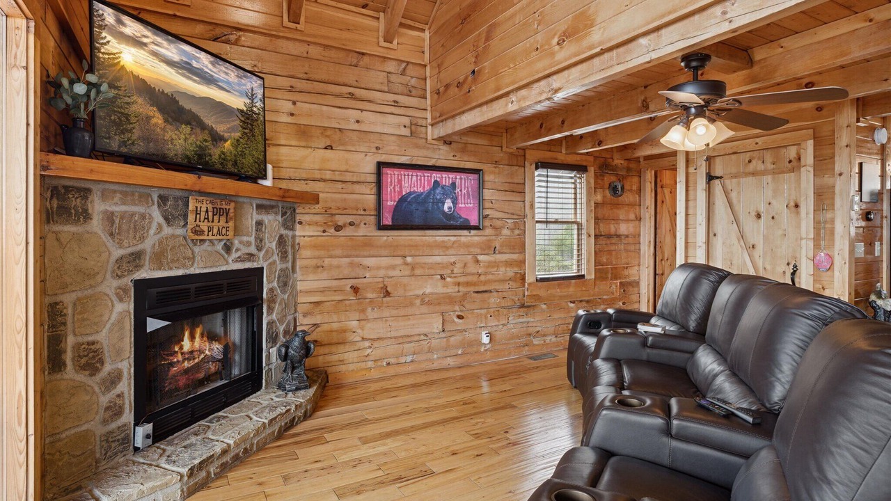 Photo of Bedroom in Gatlinburg - Pigeon Forge